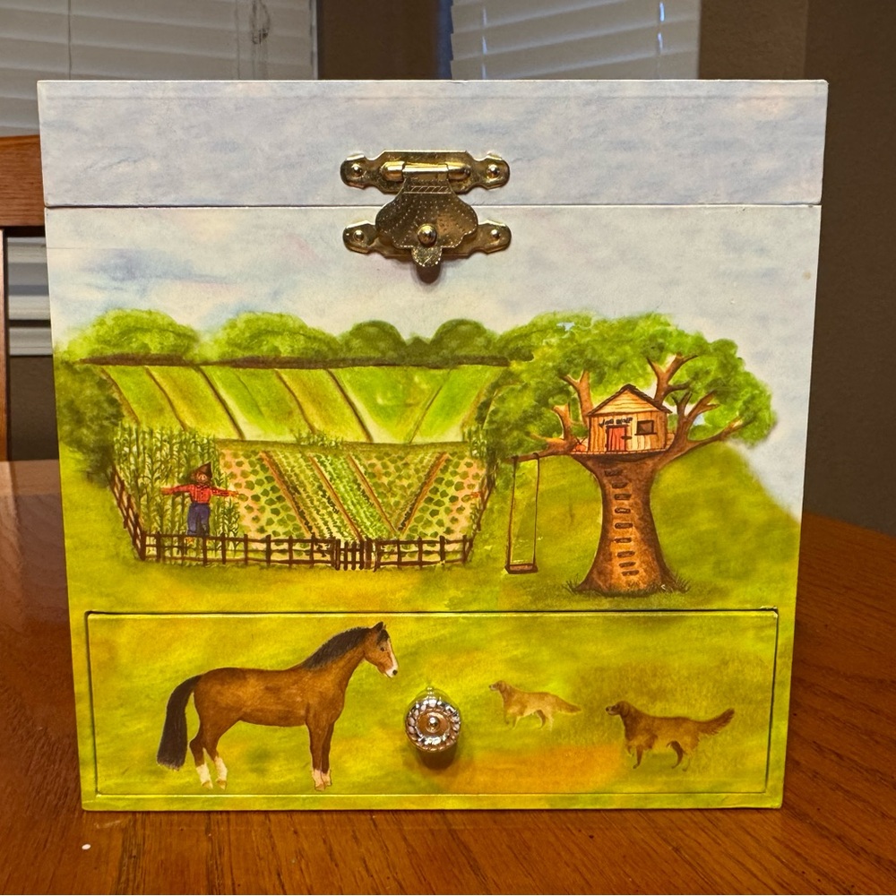 Horse Ranch Musical Jewelry Box by Enchantmints